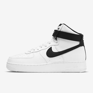 Men’s Nike Air Force 1 High size 9 Black and White NWOB